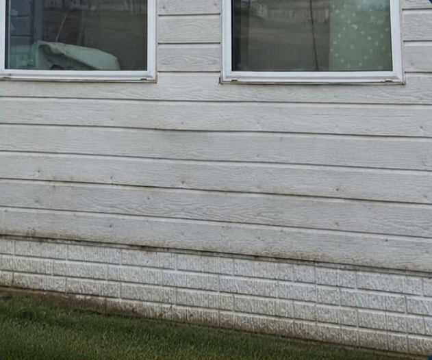 Water damage on home siding